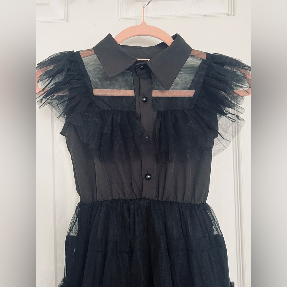 Wednesday Addams Halloween Costume Dress Kids Size 130/Size 6–8  Kids In US - Picture 4 of 7